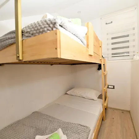 New, Close To The Beach Apartment With Terrace, 2-Room, Old Town Trogir Nearby * Trogir