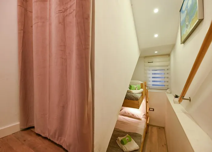 New, Close To The With Terrace, 2-room, Old Town Nearby Trogir