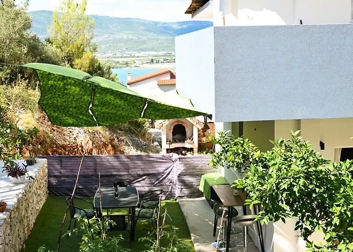 New, Close To The With Terrace, 2-room, Old Town Nearby Apartman *