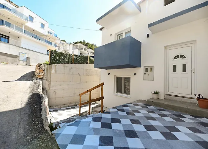 New, Close To The With Terrace, 2-room, Old Town Nearby Trogir