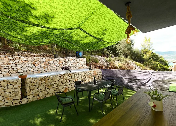 New, Close To The With Terrace, 2-room, Old Town Nearby Trogir