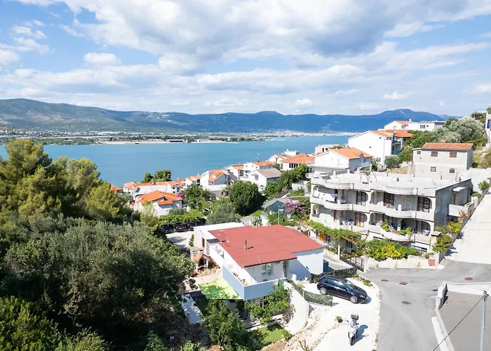 New, Close To The With Terrace, 2-room, Old Town Nearby * Trogir