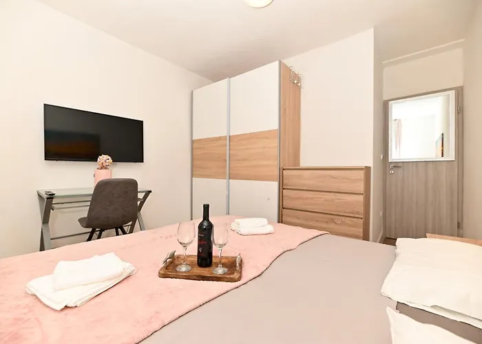 New, Close To The With Terrace, 2-room, Old Town Nearby * Trogir